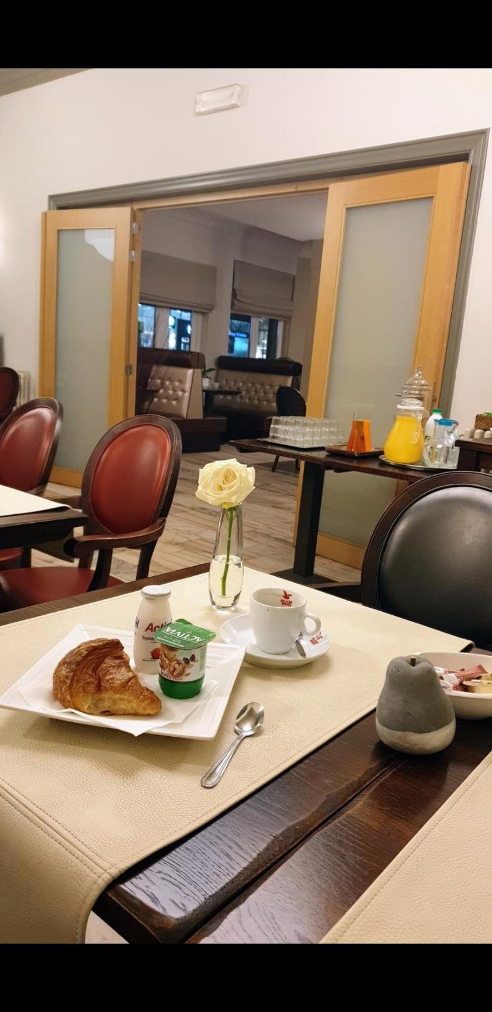 伯尔伦姆酒店 圣特雷登 外观 照片
